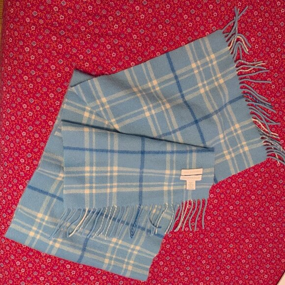 100% Cashmere Scarf Charter Club Preppy Plaid Windowpane Shawl Wrap Blue White - Picture 4 of 4